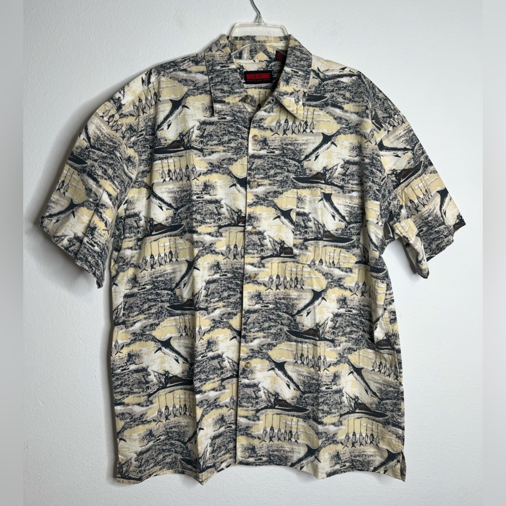 Wolverine Boots And Gear Hawaiian Mens Shirt  SZ XL  Fishing Boats Black/beige